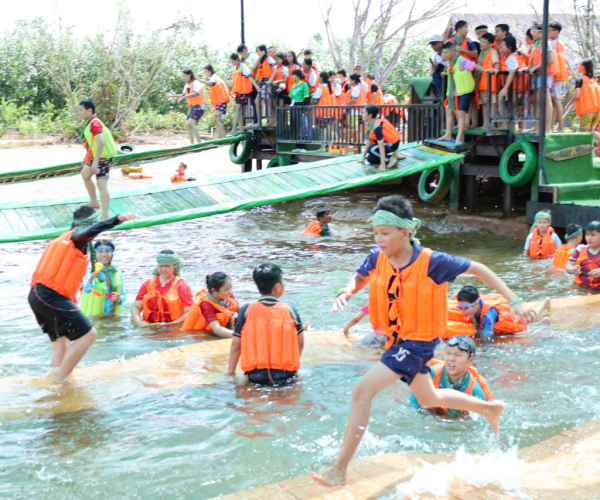 CẦU PHAO THĂNG BẰNG